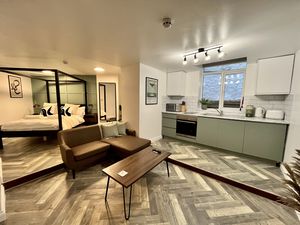 Photo 19- click for photo gallery